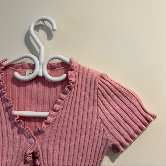 Active USA | women's small short sleeve ruffle trim crop-top in baby pink - Picture 4 of 6